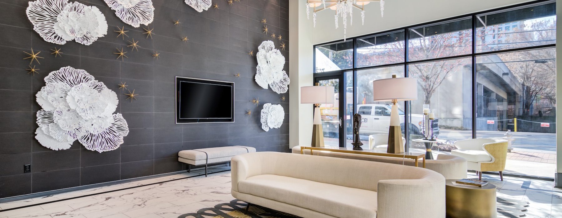 clubroom with ample space